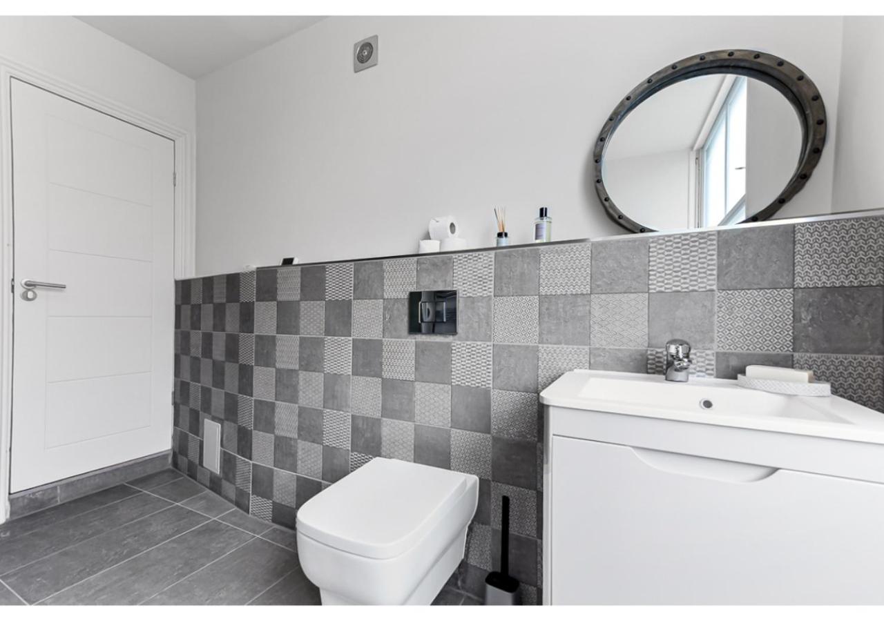 Upscale Urban Haven: Luxury Flat Διαμέρισμα Λονδίνο Εξωτερικό φωτογραφία